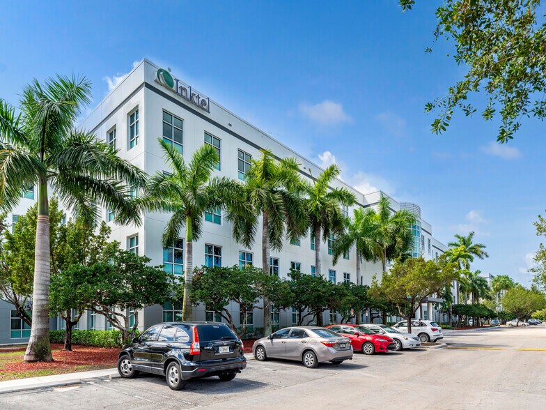 More Photos Of 8200 NW 33rd St, Doral Unknown For Lease