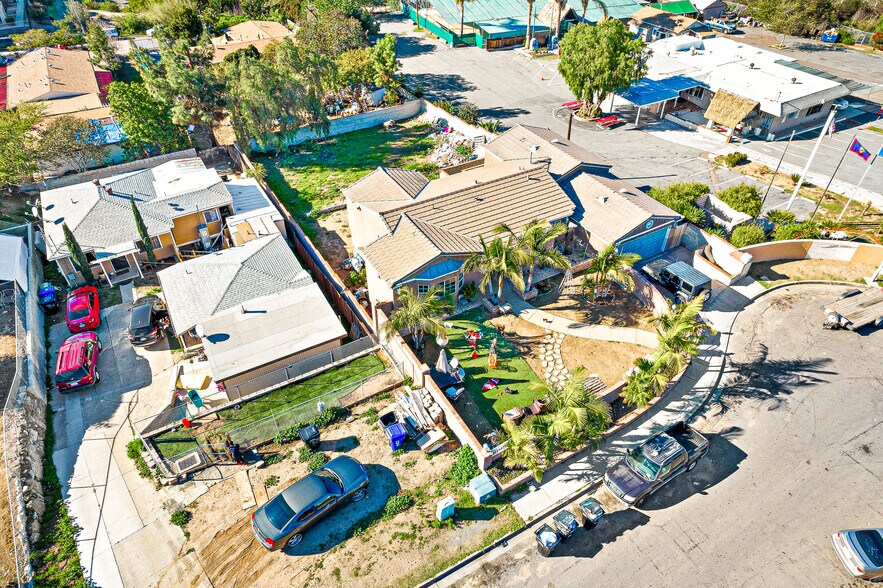 More Photos Of 330 Willie James Jones Ave, San Diego Apartments For Sale