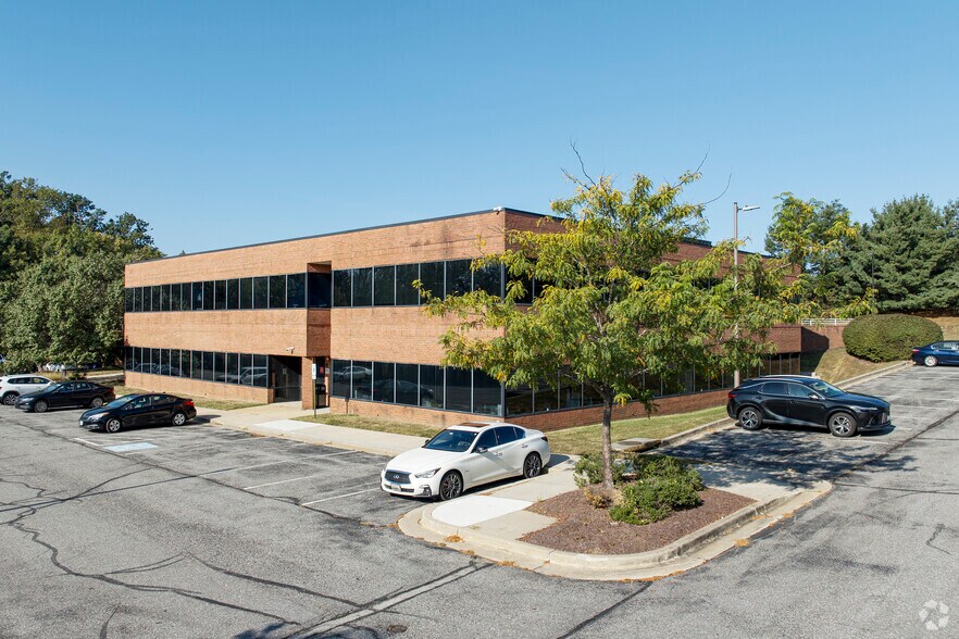 More Photos Of 4000 Blackburn Ln, Burtonsville Unknown For Lease