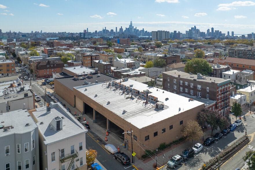 More Photos Of 609 10th St, Union City Industrial For Sale