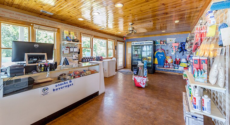 More Photos Of 249 Mill Point Rd, Hudgins Marina For Sale