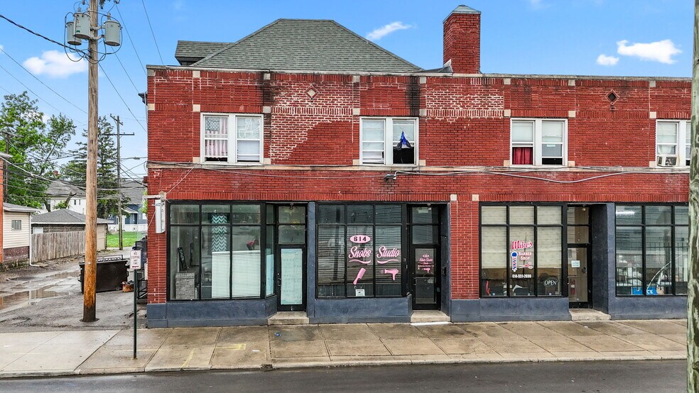 More Photos Of 2403-2409 W Broad St, Columbus Storefront Retail Residential For Sale