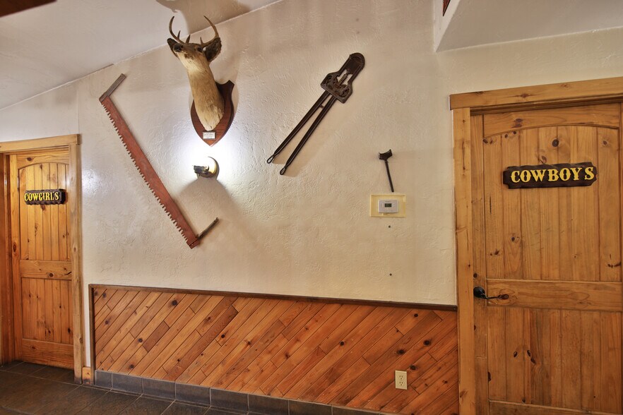 More Photos Of 10900 Hwy 65, Mesa Hotel For Sale