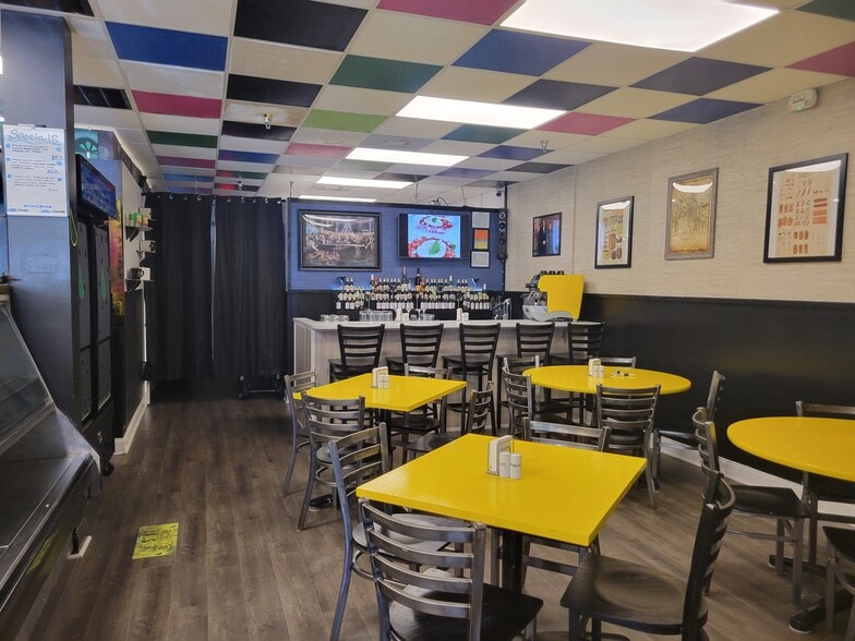 More Photos Of 301 Main St, Hilton Head Island Unknown For Lease