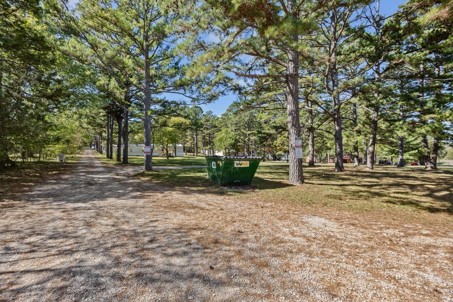 More Photos Of 10040 Pieper Rd, Potosi Manufactured Housing Mobile Home Park For Sale