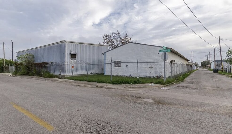 More Photos Of , Corpus Christi Unknown For Sale