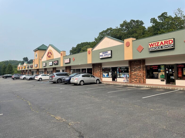 More Photos Of 141 US Highway 46, Budd Lake Storefront For Lease
