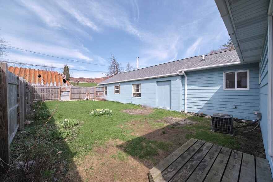 More Photos Of 4990 Main St, Onekama Freestanding For Sale