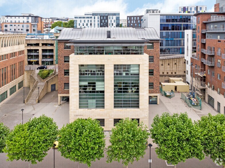 More Photos Of 116 Quayside, Newcastle Upon Tyne Office For Lease