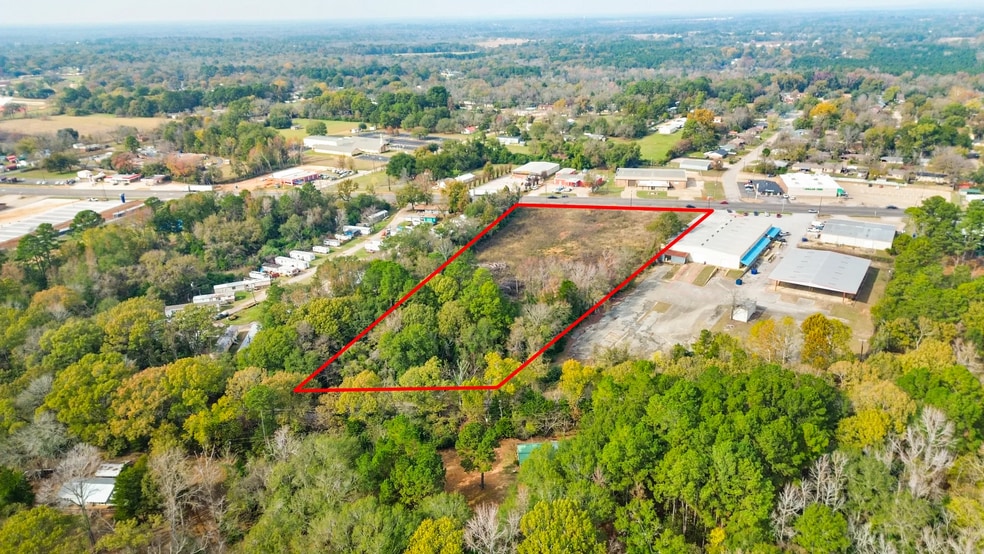 More Photos Of 4008 W Oak St, Palestine Land For Lease