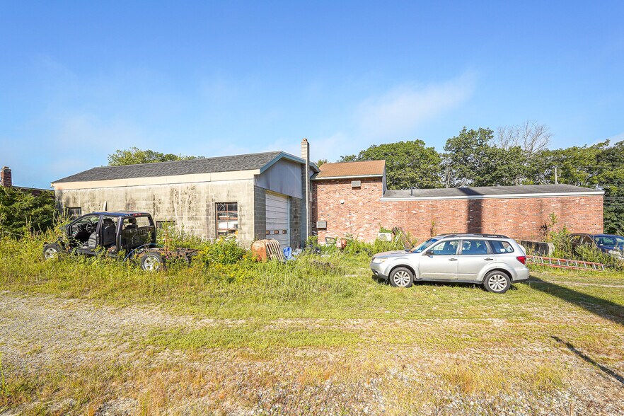 More Photos Of 347 Riverside Dr, North Grosvenordale Industrial For Sale