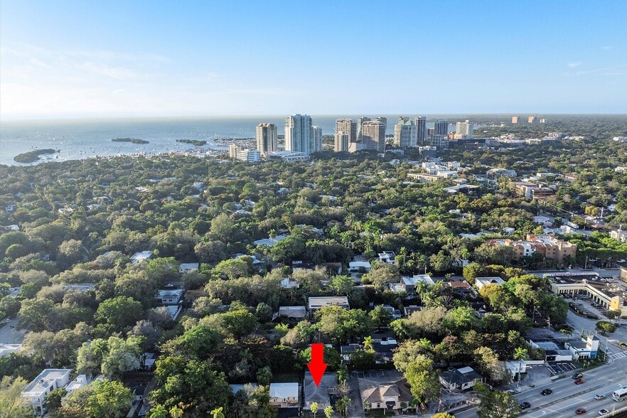 More Photos Of 2482 Secoffee Ter, Coconut Grove Medical For Lease