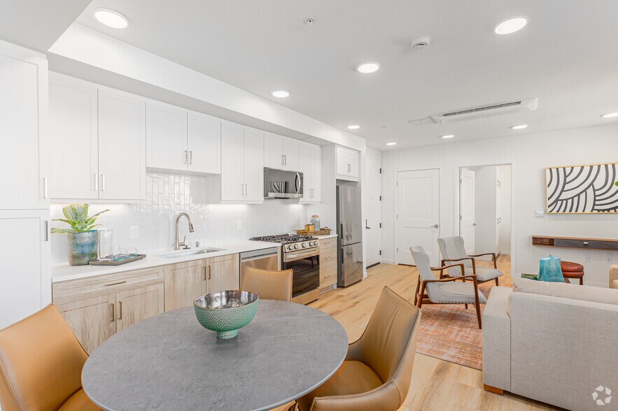 More Photos Of 3943 Oregon St, San Diego Apartments For Sale