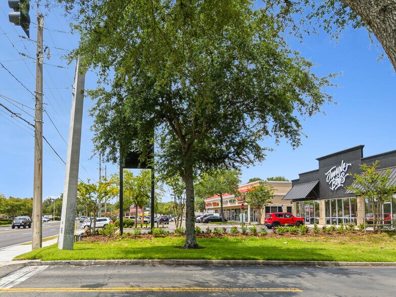 More Photos Of 3655 University Blvd W, Jacksonville Freestanding For Sale