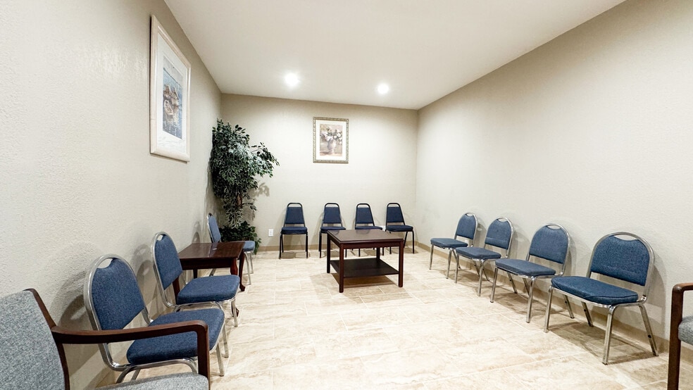 More Photos Of 3830 S Florida Ave, Lakeland Office For Lease