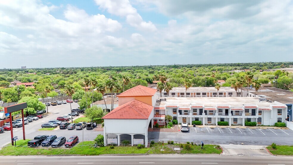 More Photos Of 715 Frontage Rd, Brownsville Hotel For Sale