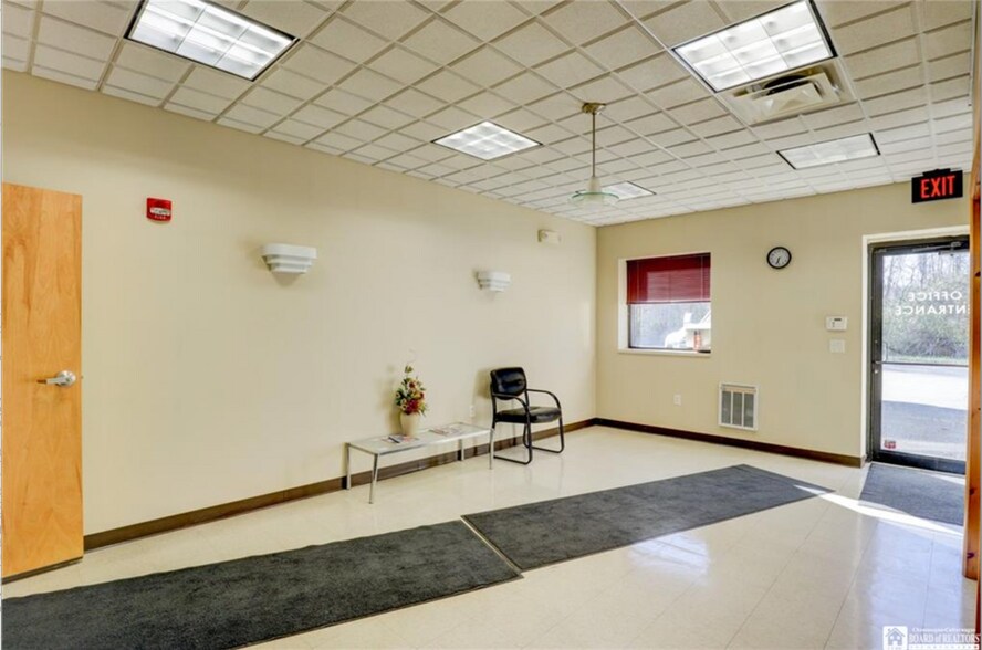 More Photos Of 1850 Lydon Ave, Falconer Manufacturing For Sale