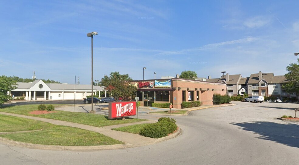 More Photos Of 4955 Brownsboro Rd, Louisville Fast Food For Lease