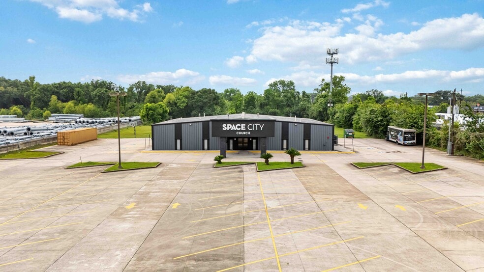 More Photos Of 7746 Almeda Genoa Rd, Houston Religious Facility For Sale