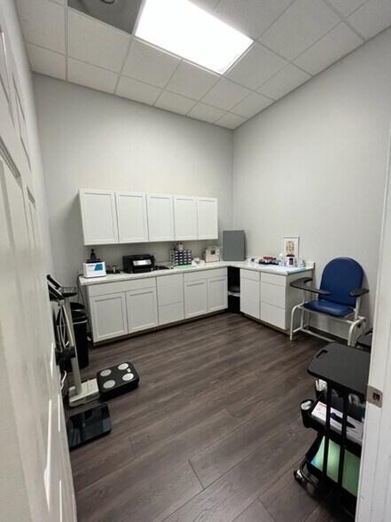 More Photos Of 21776 State Road 54, Lutz Storefront Retail Office For Lease