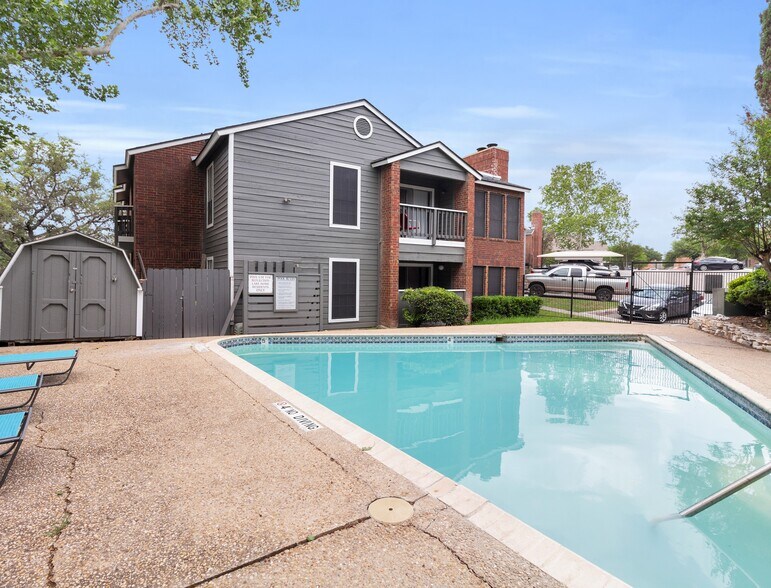 More Photos Of 13050 Park Xing, San Antonio Apartments For Sale