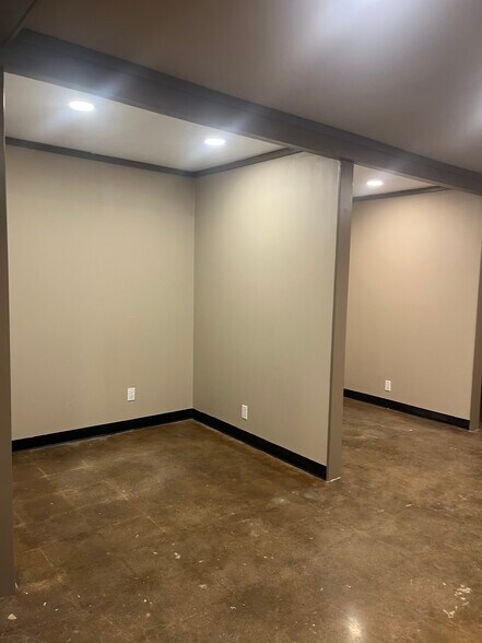 More Photos Of 5380 State Highway 276, Royse City Service For Lease