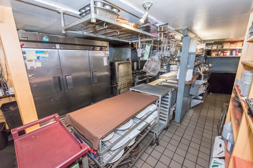 More Photos Of 35 Main St, Bisbee Restaurant For Sale