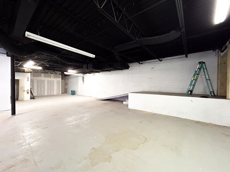 More Photos Of 5045-5057 Kaighn Ave, Pennsauken Freestanding For Lease