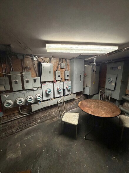 More Photos Of 5902 14th Ave, Brooklyn Office For Sale