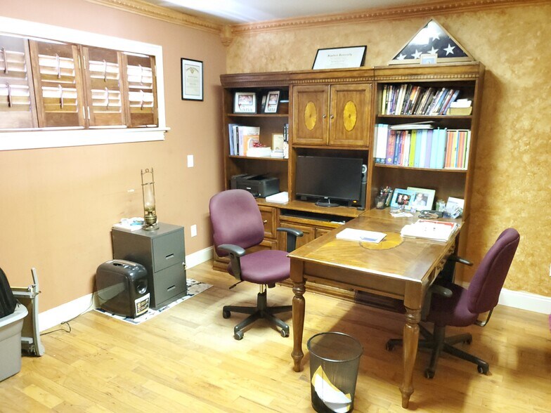 More Photos Of , Hamilton General Retail For Sale