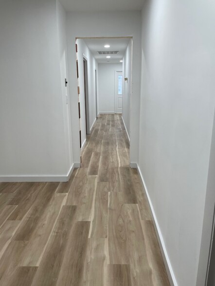 More Photos Of 4136 Bonney Rd, Virginia Beach Office For Lease