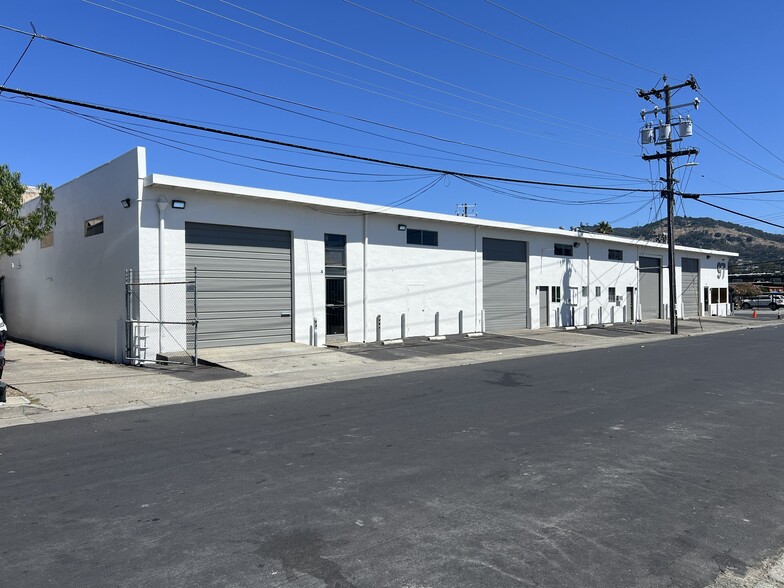 More Photos Of 97 Louise St, San Rafael Service For Sale