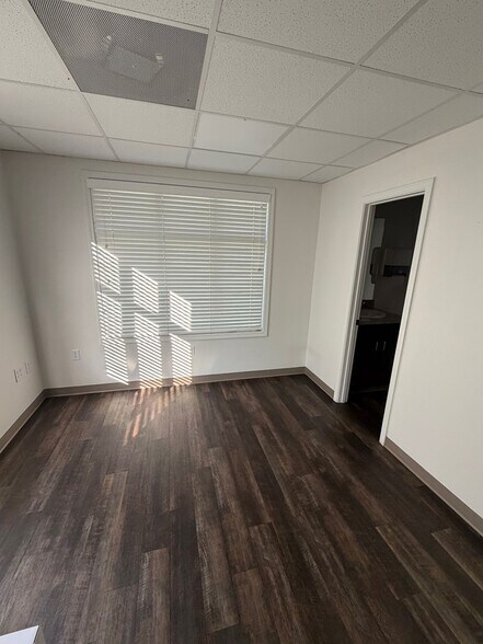 More Photos Of 200 Medical Care Way, Dothan Medical For Lease