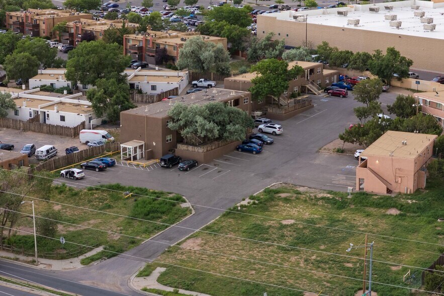 More Photos Of 3226 Rufina St, Santa Fe Apartments For Sale