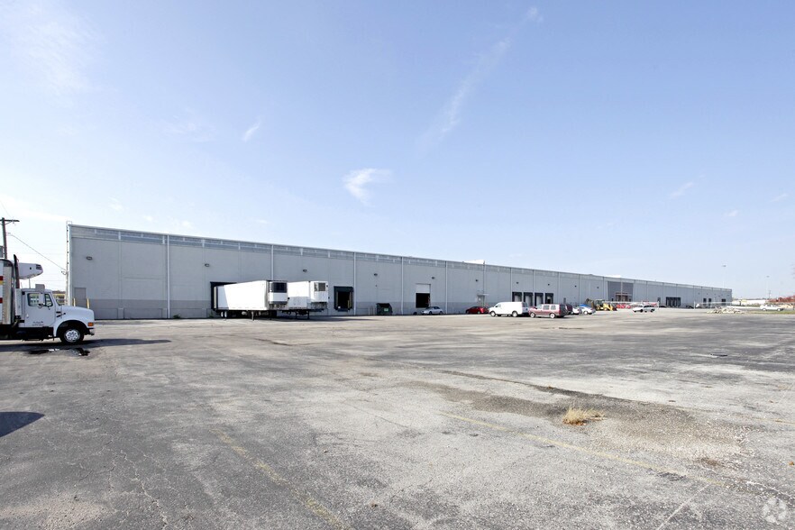 Primary Photo Of 6501 Hall St, Saint Louis Distribution For Lease