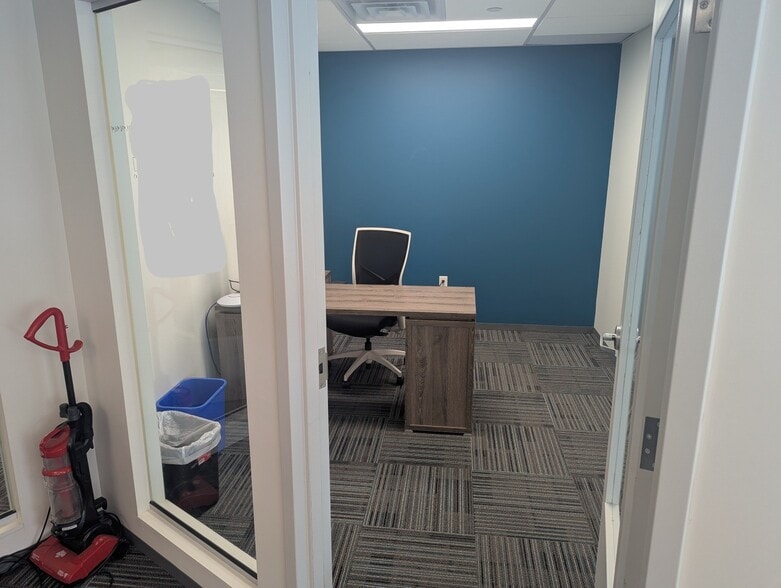 More Photos Of 186 Alewife Brook Pky, Cambridge Office For Lease
