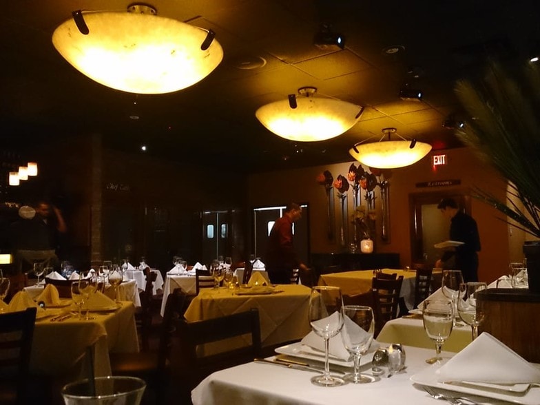 More Photos Of 14543 Memorial Dr, Houston Restaurant For Lease
