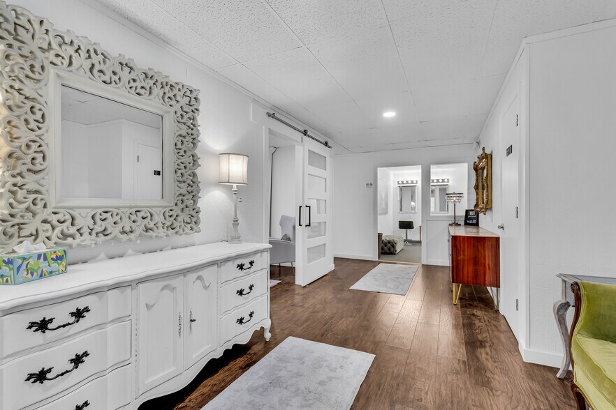 More Photos Of 8 E 3rd Ave, Mount Sterling Specialty For Sale