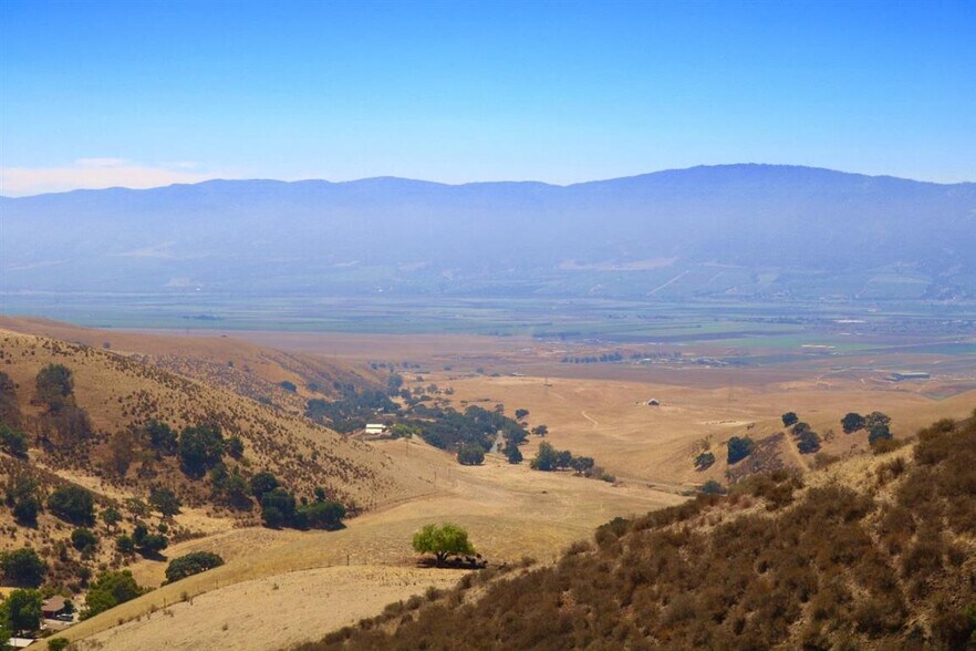 More Photos Of 32800 Johnson Canyon Rd, Gonzales Land For Sale