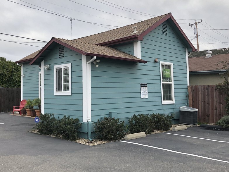 More Photos Of 8330 Brentwood Blvd, Brentwood Medical For Lease