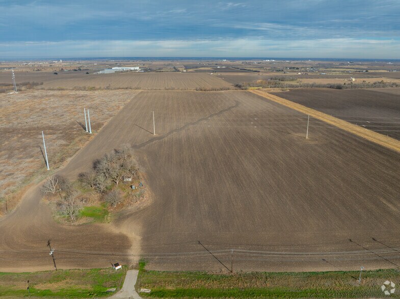 More Photos Of Highway 79, Taylor Land For Sale