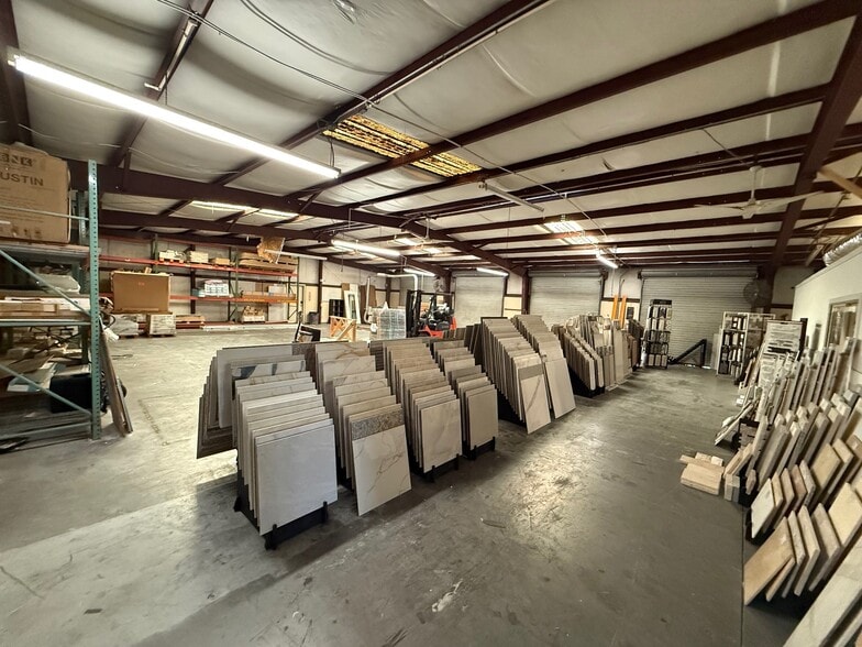 More Photos Of 45 S Wickham Rd, Melbourne Warehouse For Lease