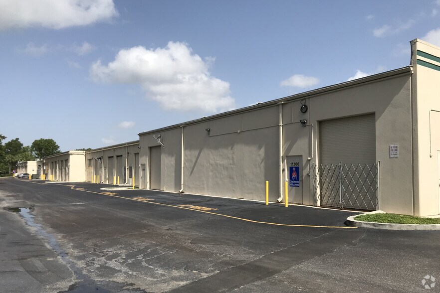 More Photos Of 11300-11354 Wiles Rd, Coral Springs General Retail For Sale