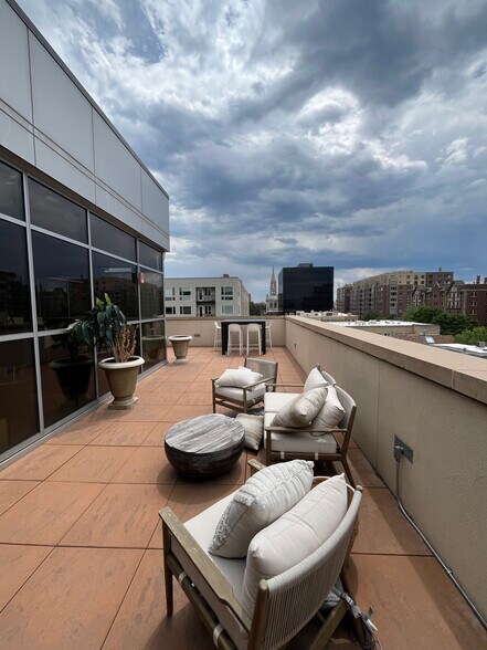 More Photos Of 450 E 17th Ave, Denver Office For Sale