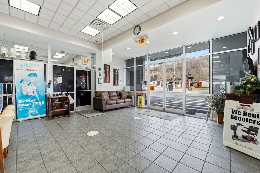 More Photos Of 2214 W Elk Ave, Elizabethton Auto Dealership For Sale