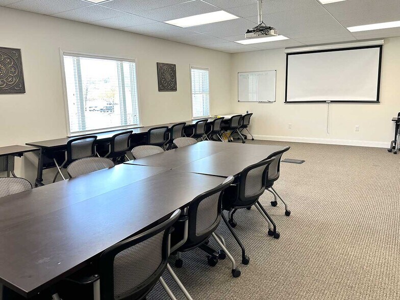 More Photos Of 1120 By Pass Rd, Vinton Medical For Sale