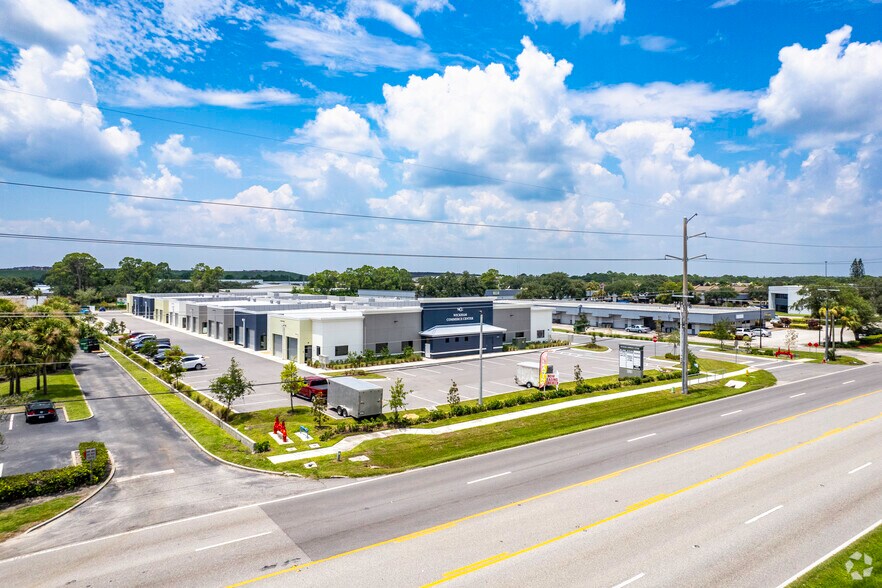 More Photos Of 310 N Wickham Rd, Melbourne Warehouse For Lease