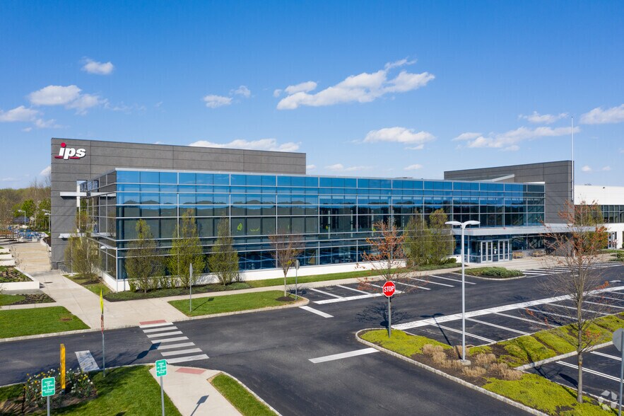 More Photos Of 721 Arbor Way, Blue Bell Office For Sale