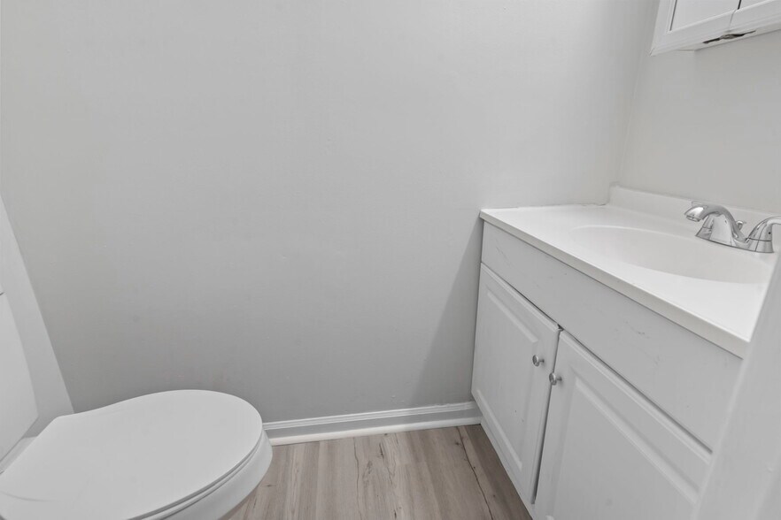 More Photos Of 711 67th Ave N, Myrtle Beach Apartments For Sale