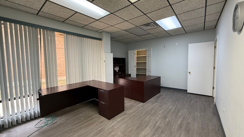 More Photos Of 1941 E 37th St, Odessa Office For Sale